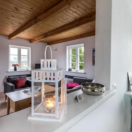 Apartament Pony Peters Ferienwohnung 3 *
